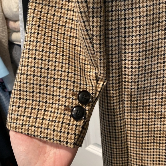 Zara Houndstooth Blazer Jacket. Size Small. Checkered Pattern. Padded shoulder. - Picture 5 of 9